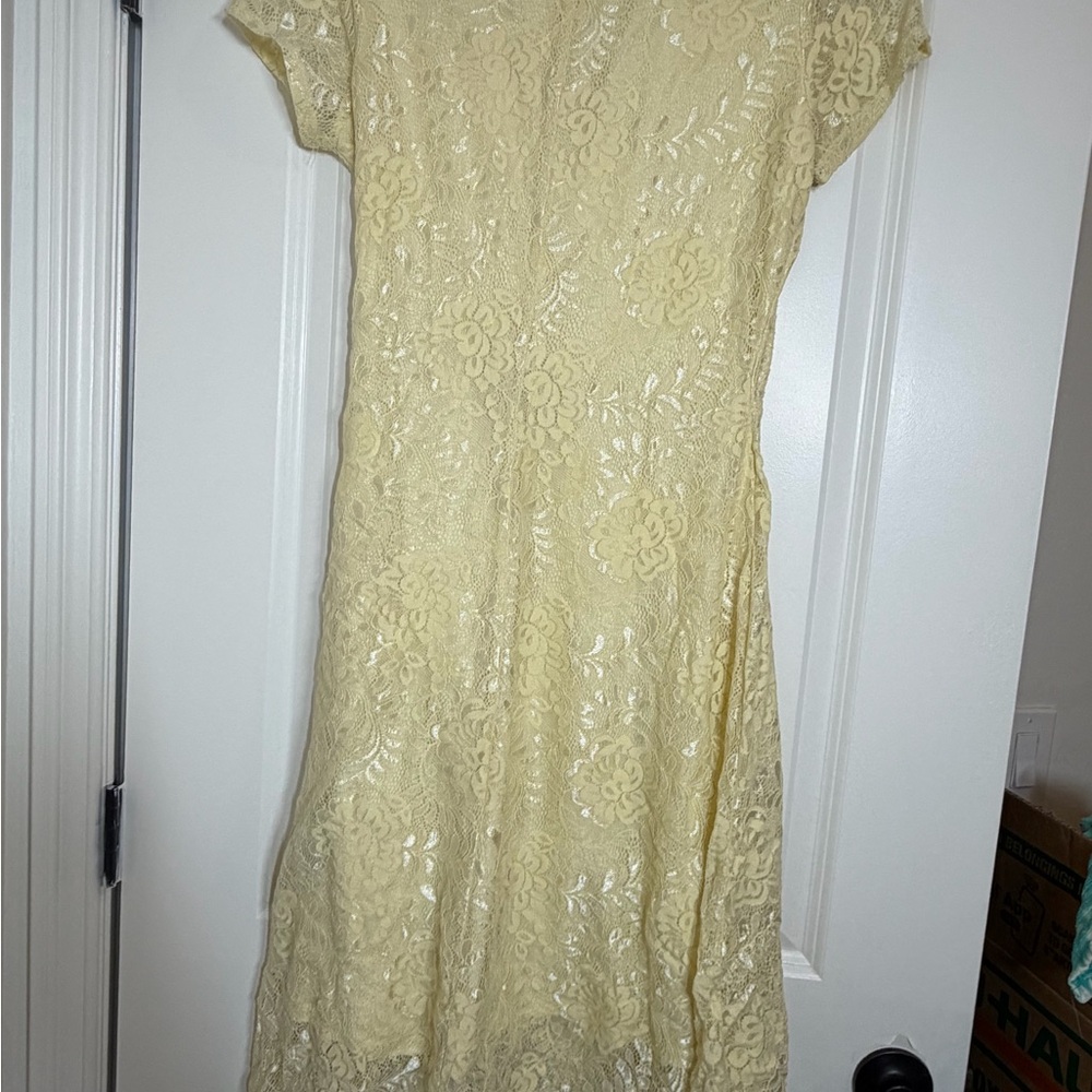 Perceptions NY Yellow Lace Wrap Dress Feminine Occasion Size M - Picture 5 of 5